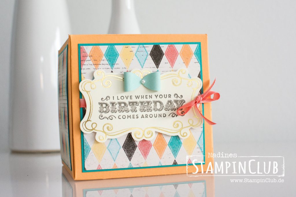 Stampin' Up!, StampinClub, Stanz- und Falzbrett für Geschenkschachteln, Giftbox Punch Board, Designerpapier im Block Cupcakes und Karussells, Kreativ Set Accessoires Cupcakes und Karussels