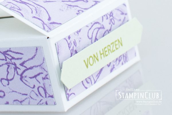 Stampin' Up!, StampinClub, Verpackung, Box, Goodie, Stanze Gewellter Anhänger, DP Schmetterlingsvielfalt, Blütenzauber, Klassisches Etikett