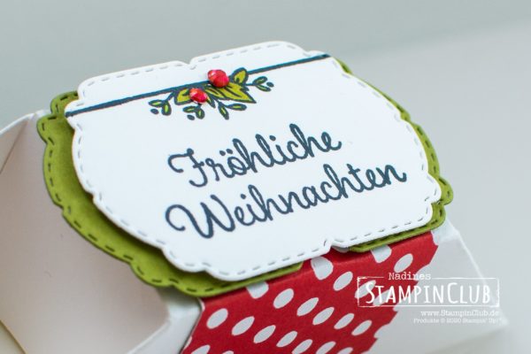 Stampin' Up!, StampinClub, Trapezbox, Designerpapier Adventsstädtchen, Stanzformen Feiertagsetiketten, Celenration Labels Dies, Feiertagsmix, Celebration Tidings, Stampin' Blends