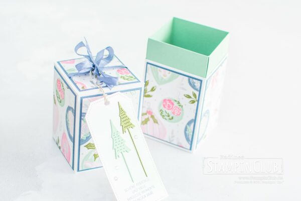 Stampin' Up!, StampinClub, Verpackung, Box, Baumzauber, Besonderes Designerpapier Zauber der Feiertage, Stanzformen Weihnachtsbäume, Stanzformen Anhänger nach Maß